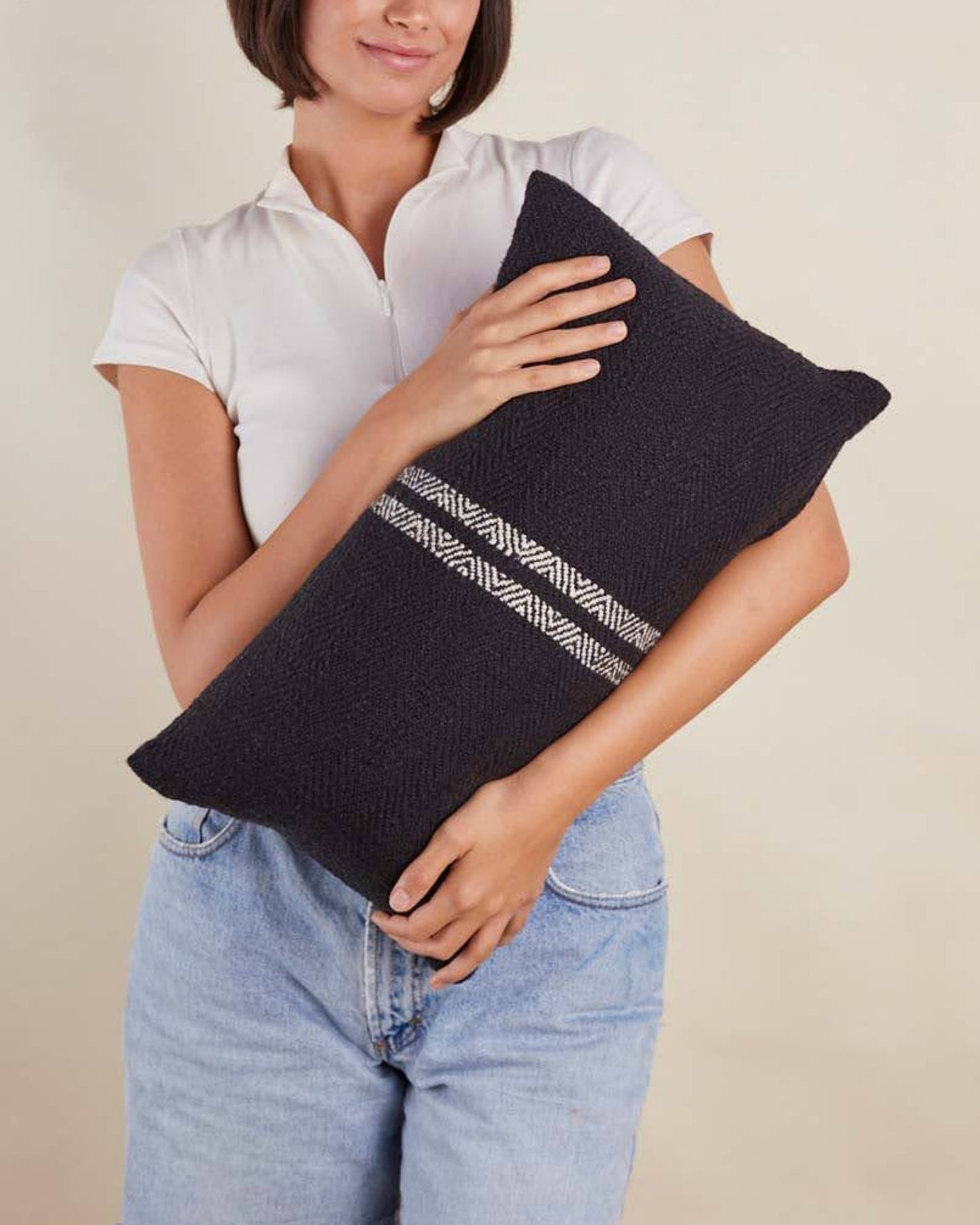 hugh lumbar pillow cover