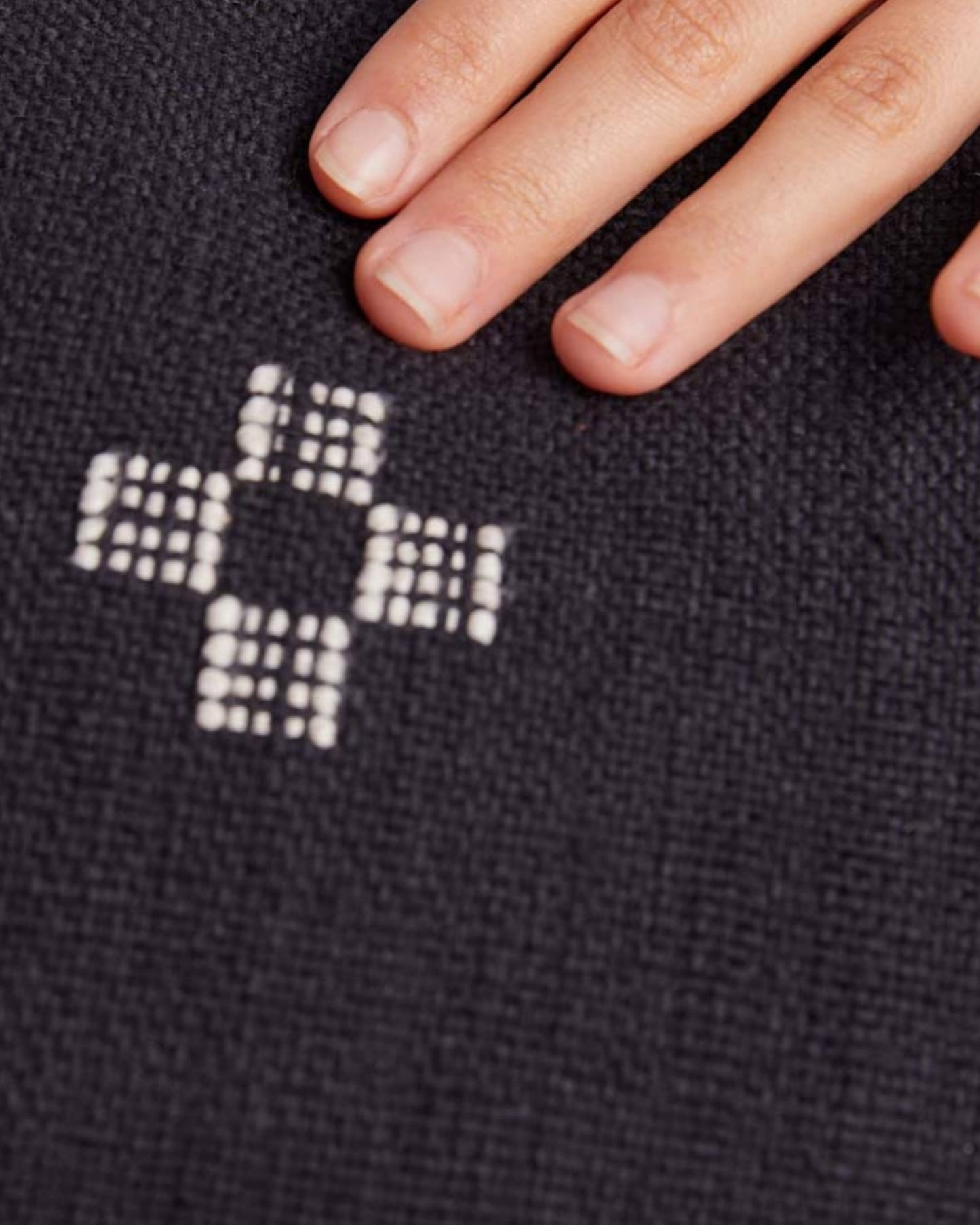 marguerite pillow cover